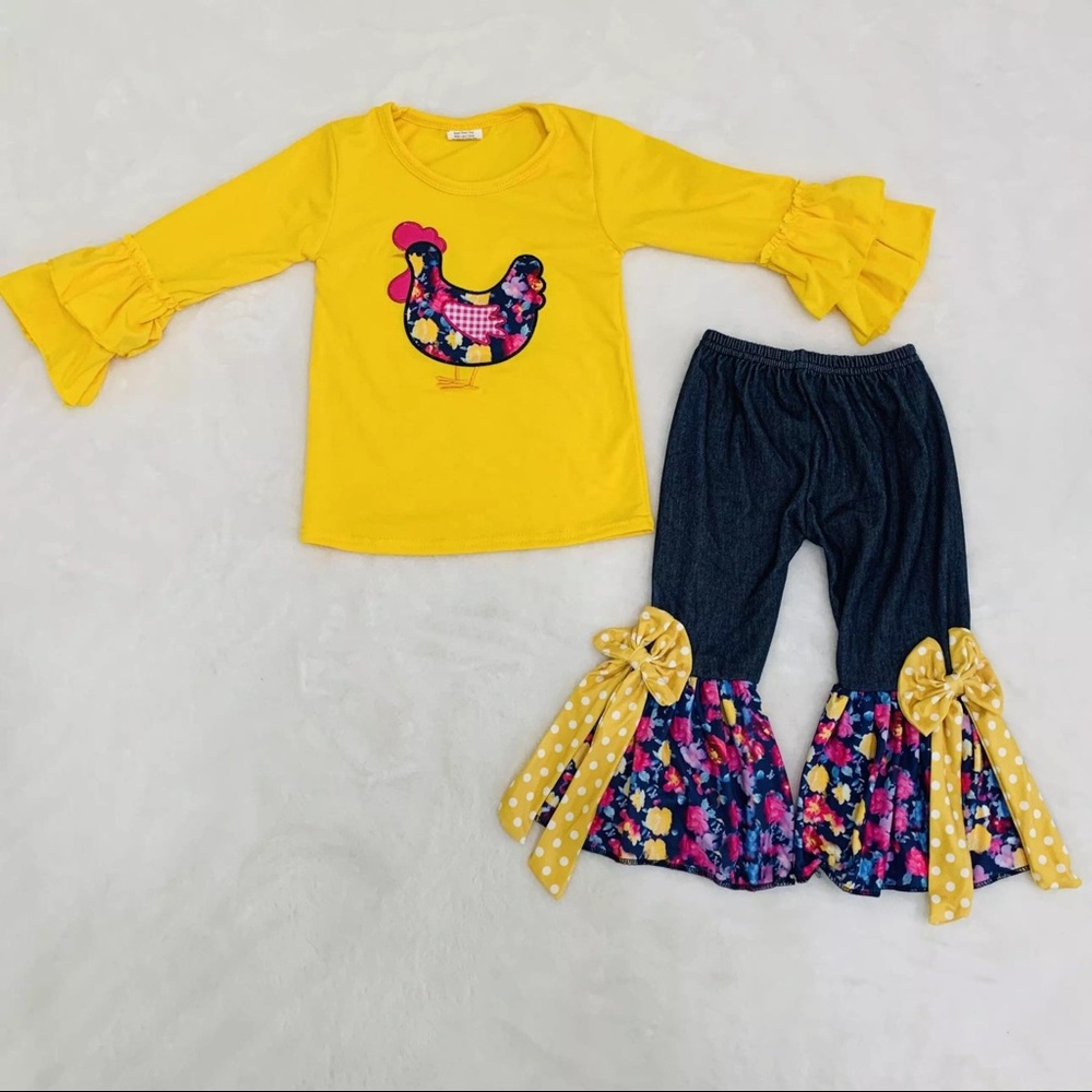 Boutique Cute Floral Chicken 🐔 pants set